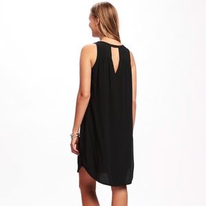 Old Navy Sleeveless Cut-out Black Shift Dress